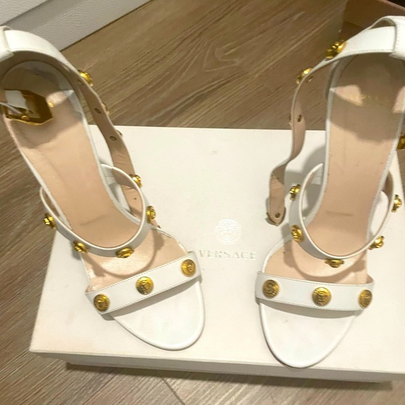Versace Icon Medusa Sandal White - Picture 3 of 6